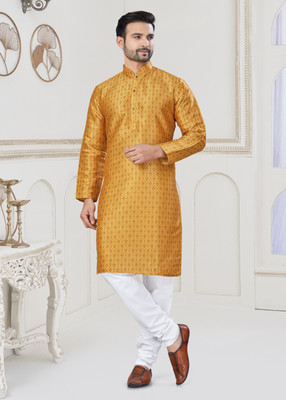 Svatantra Men Printed Straight Kurta(Yellow)