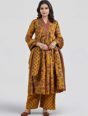 SREJAIPUE Women Floral Print A-line Kurta(Yellow)