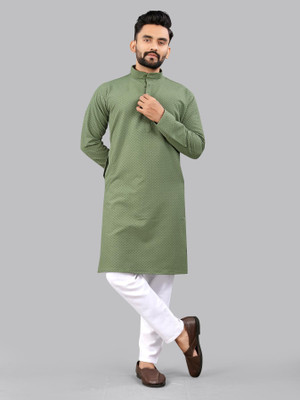 Svatantra Men Solid Straight Kurta(Green)