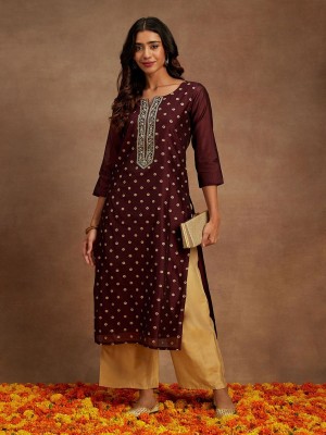 LIBAS Women Woven Design Straight Kurta(Maroon)