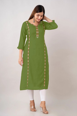 fantasy fab Women Embroidered Straight Kurta(Green)