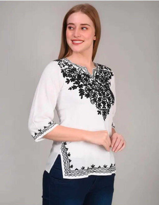 MILLIONS CHOICE STORE Women Embroidered Straight Kurta(White)