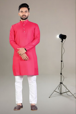 Madhav Mishri Men Solid Straight Kurta(Pink)
