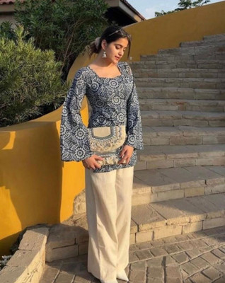 AANJANEYA FASHION Women Printed, Floral Print, Geometric Print A-line Kurta(Blue)