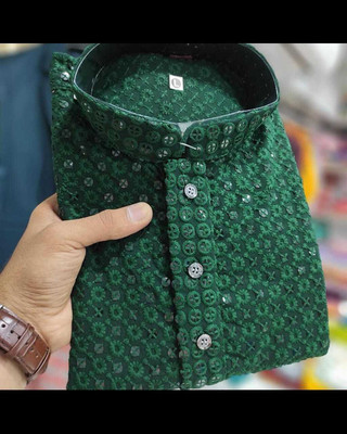 DIAMOND CLUSTER Men Embroidered Straight Kurta(Green)