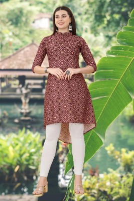 SAIKRUPA FASHION Women Self Design Flared Kurta(Maroon, Beige)