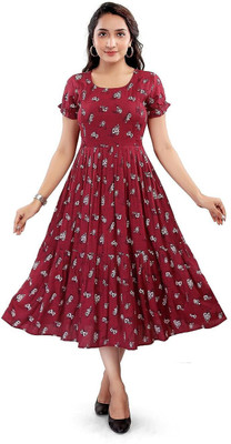 Mom&bae Women Printed Anarkali Kurta(Maroon)