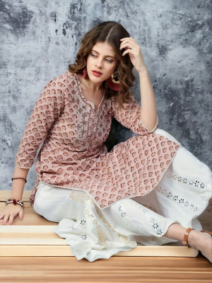 Wawlooks Women Printed, Embroidered Straight Kurta(Brown)