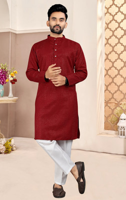 FOXDX Men Solid Straight Kurta(Maroon)