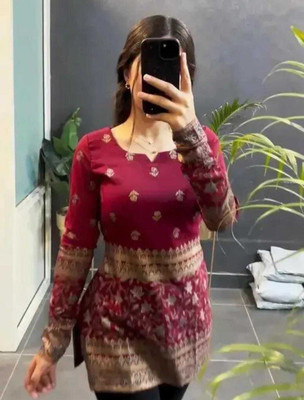 MF ERA Women Printed Straight Kurta(Maroon)