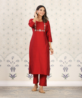 Ode by House of Pataudi Women Embroidered Straight Kurta(Red)