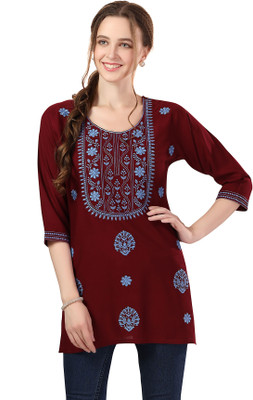 Meher Impex Women Chikan Embroidery Straight Kurta(Maroon)