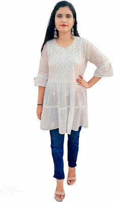 Nazaqat Women Chikan Embroidery Straight Kurta(White)