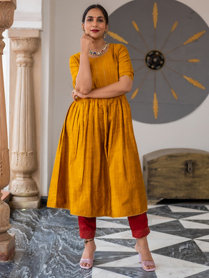 Jaipur Kurti Women Checkered A-line Kurta(Yellow)