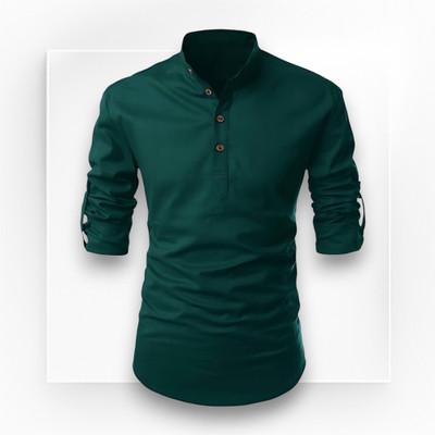 ETHNICSUTRA Men Solid Straight Kurta(Green)