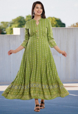 Well style Women Floral Print Anarkali Kurta(Green)