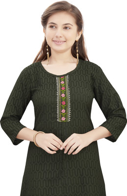 HERE&NOW Girls Embroidered Straight Kurta(Dark Green)