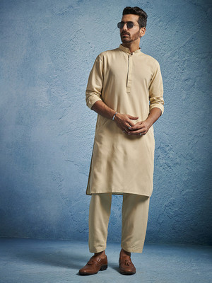 VASTRAMAY Men Solid Straight Kurta(Beige)