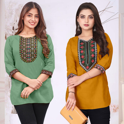 HELLY512 Women Embroidered A-line Kurta(Multicolor)