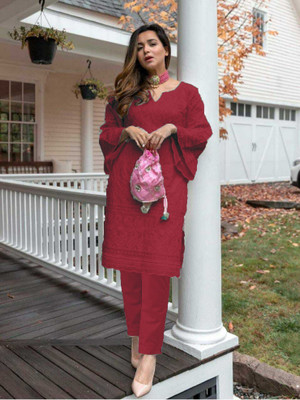 KAYRAAH Women Chikan Embroidery Straight Kurta(Maroon)
