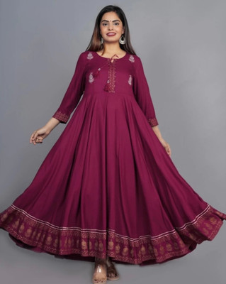 RadhikaKurtis Women Printed, Embroidered Anarkali Kurta(Purple)
