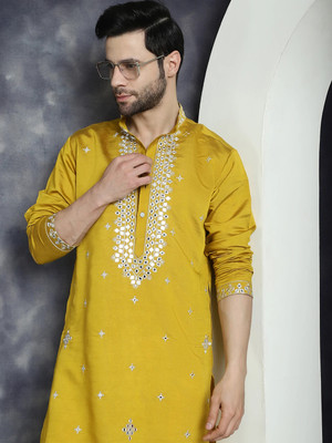 Jompers Men Embroidered Straight Kurta(Yellow)