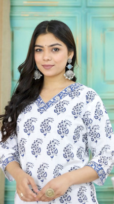 AAITHAN Women Printed Straight Kurta(White, Blue)