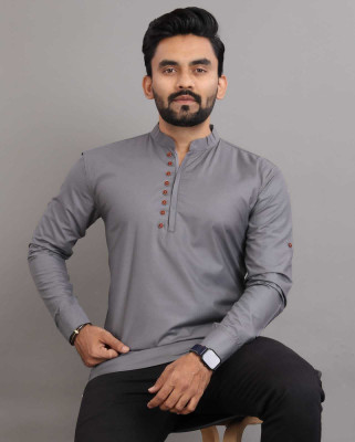 Nnc Men Solid Straight Kurta(Silver)
