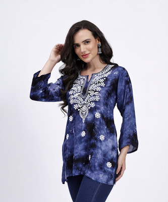 Radhika Creation Women Chikan Embroidery Straight Kurta(Blue)