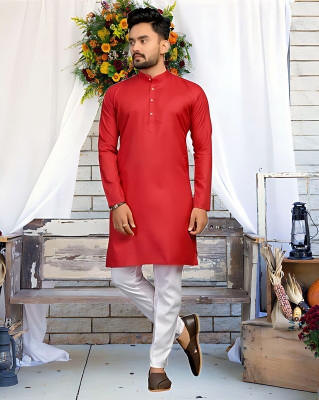 devarsh Men Solid Straight Kurta(Red)