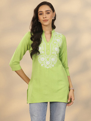 LIBAS Women Embroidered Straight Kurta(Green)
