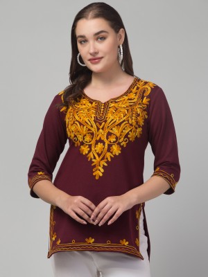 CROWNKING Women Embroidered Straight Kurta(Maroon)