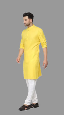 VINAARI Men Solid A-line Kurta(Yellow)