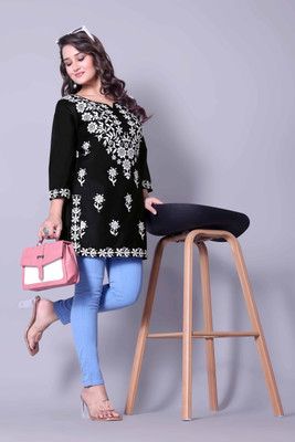 shivshakti faishon Women Chikan Embroidery A-line Kurta(Black)