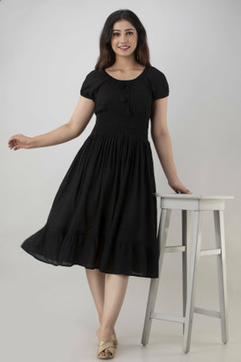 KANHA TEXTILES Women Solid A-line Kurta(Black)