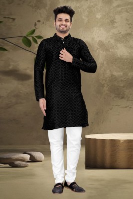 PARALLEL TIMES Men Solid Straight Kurta(Black)