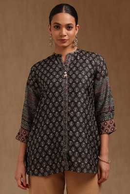 soch Women Floral Print Straight Kurta(Black, White)