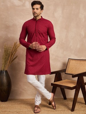 House of Pataudi Men Embroidered Straight Kurta(Maroon)