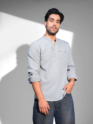 Estilocus Men Solid Straight Kurta(Grey)