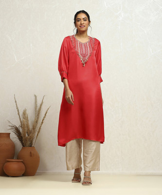 BIBA Women Embellished, Embroidered Straight Kurta(Red)