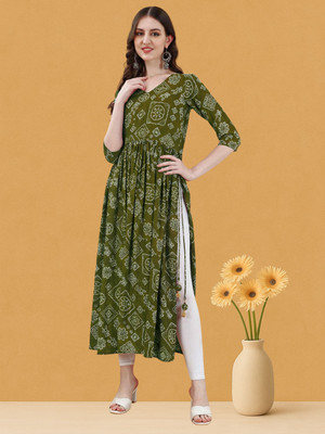 TextileNow Women Printed Flared Kurta(Green)