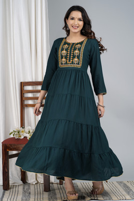 MARUDHRA TEXTILE Women Embroidered Anarkali Kurta(Green)