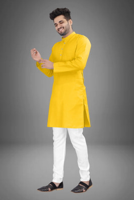 Yansh Creation Men Kurta Pyjama Set