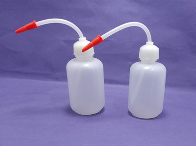 moolenterprises Laboratory wash bottle 125 Ml pack of 2 Laboratory Dropper Bottle(Plastic 125 ml Pack of2)