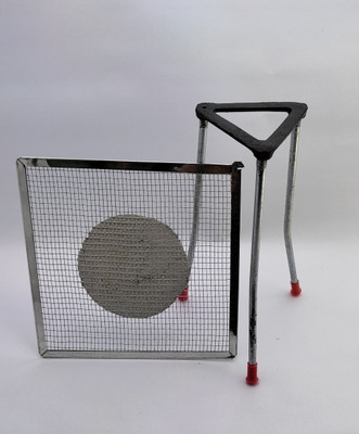 moolenterprises laboratory tripod stand 7 inch with wire gauge Laboratory Tripod Stand