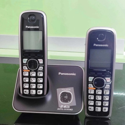 Panasonic KXTG-3712 Cordless Landline Phone(Black)