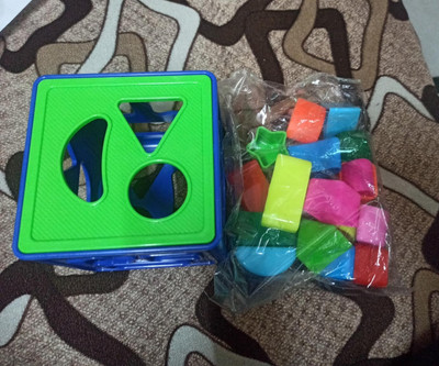 BHVMEY Fun Educational Toy with Shapes – Interactive Sorting Cube(1 Pieces)