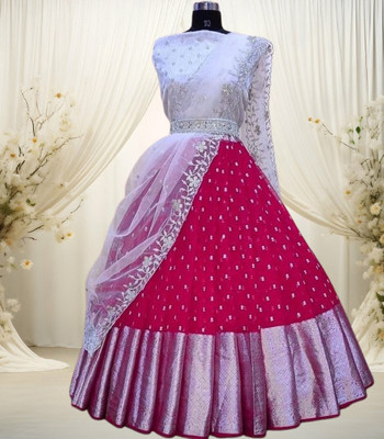 SHREEENATHJICREATION Self Design Semi Stitched Lehenga Choli(Pink)