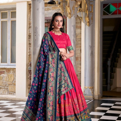 HOUSE OF COMMON Floral Print Semi Stitched Lehenga Choli(Pink)