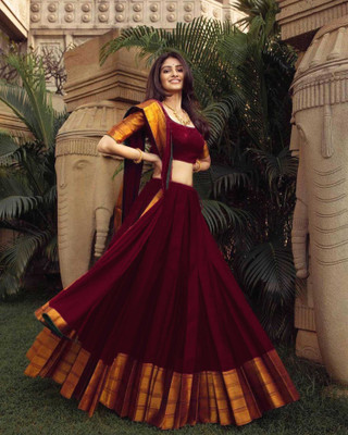 SHREE CREATION Solid, Self Design Semi Stitched Lehenga Choli(Maroon)